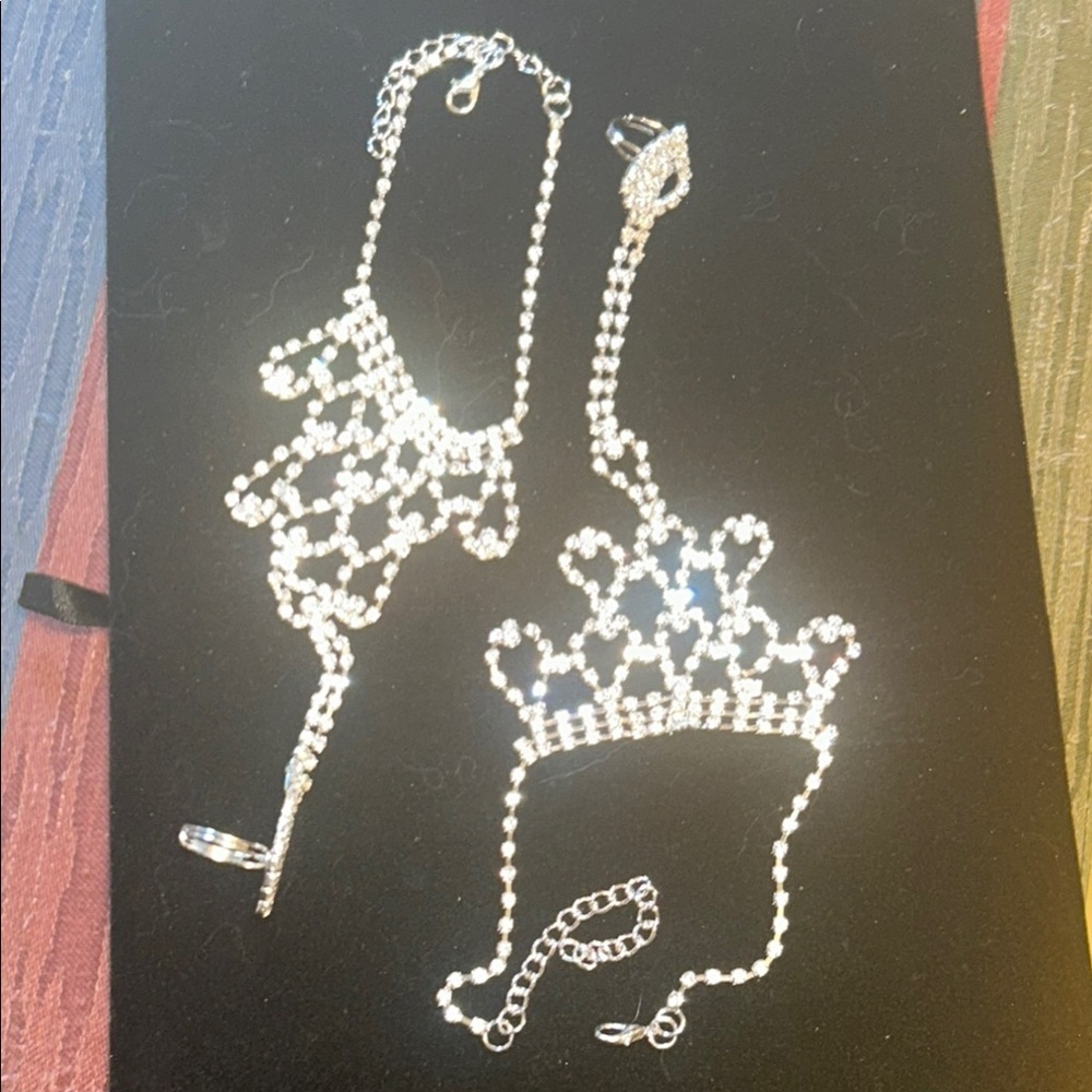 Silver Rhinestone Foot Chain Jewelry/Sandals - Picture 2 of 10
